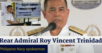 Roy Trinidad explaining underwater drones