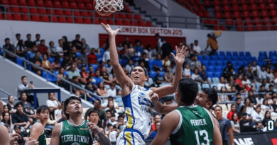 Hotshot’s Lucero (22) shot for the win against Dyip